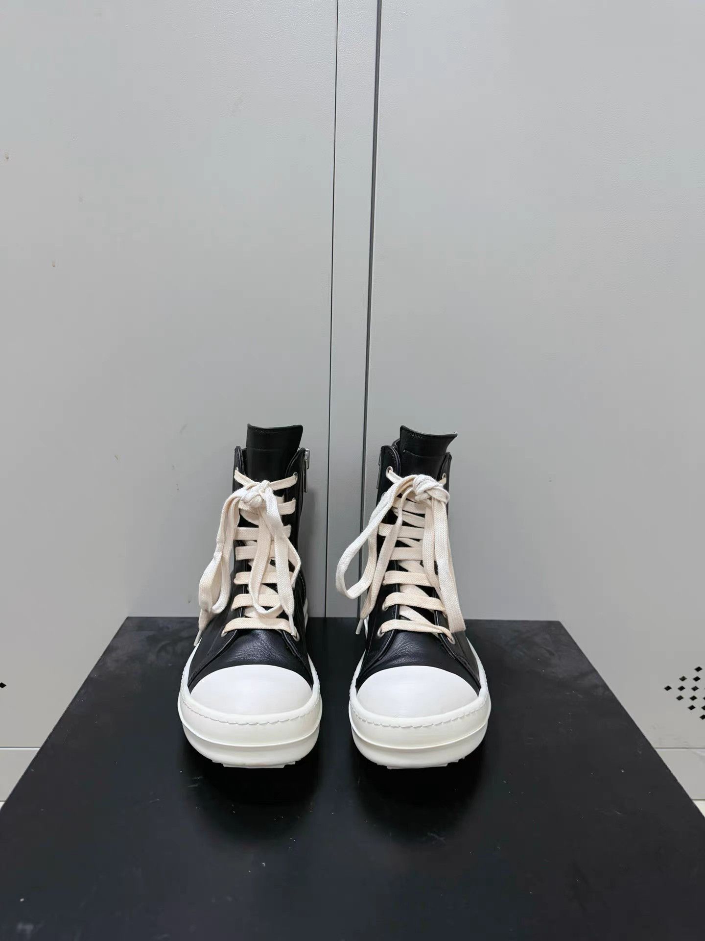 Rick Owens Rick Owens leather Converse high-top sneakers Size US 5 / IT 35 - 2 Thumbnail