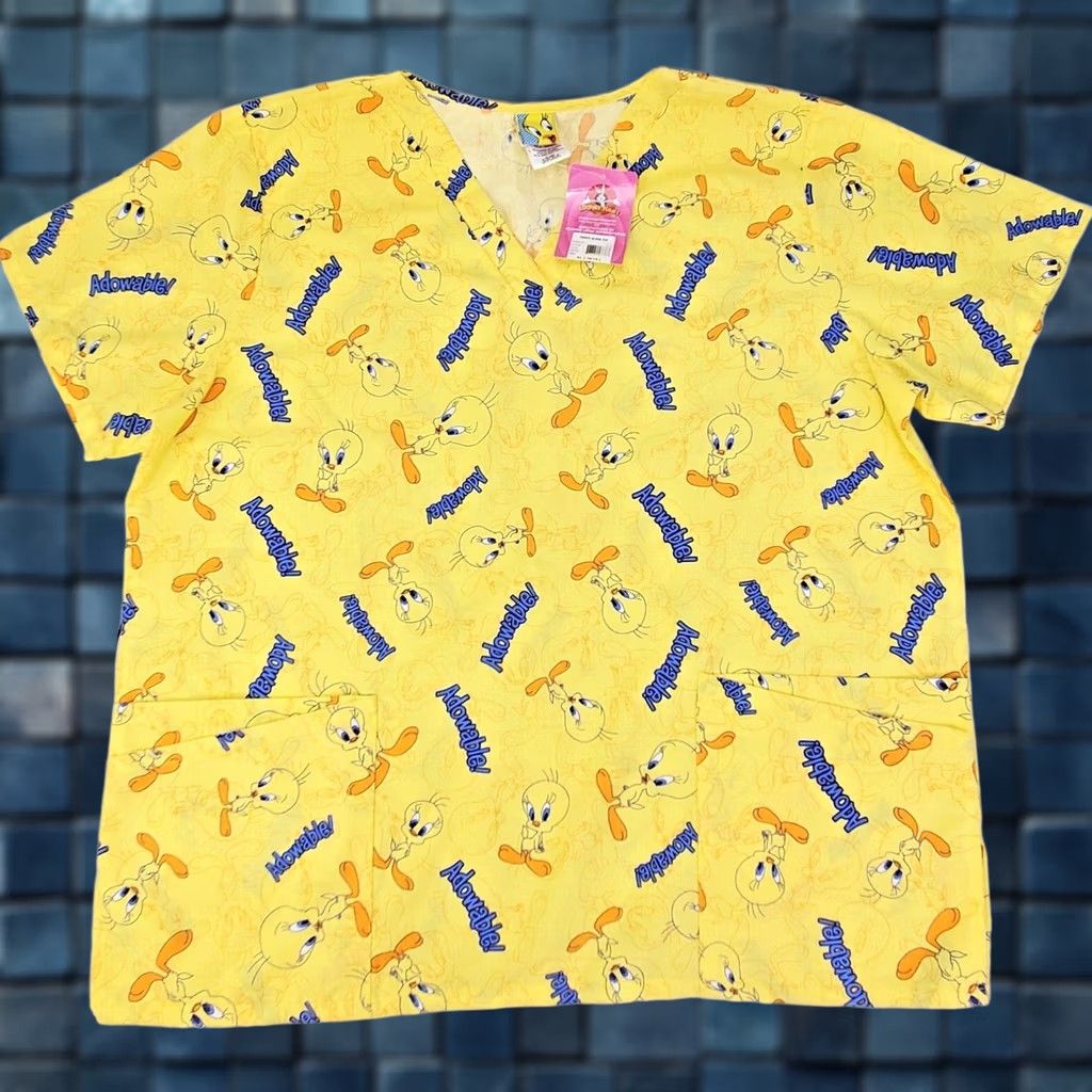Vintage VINTAGE Tweety Bird Scrub Top Womens XL 16/18 Yellow V Neck Looney Tunes Nurse NWT Size XL / US 12-14 / IT 48-50 - 1 Thumbnail