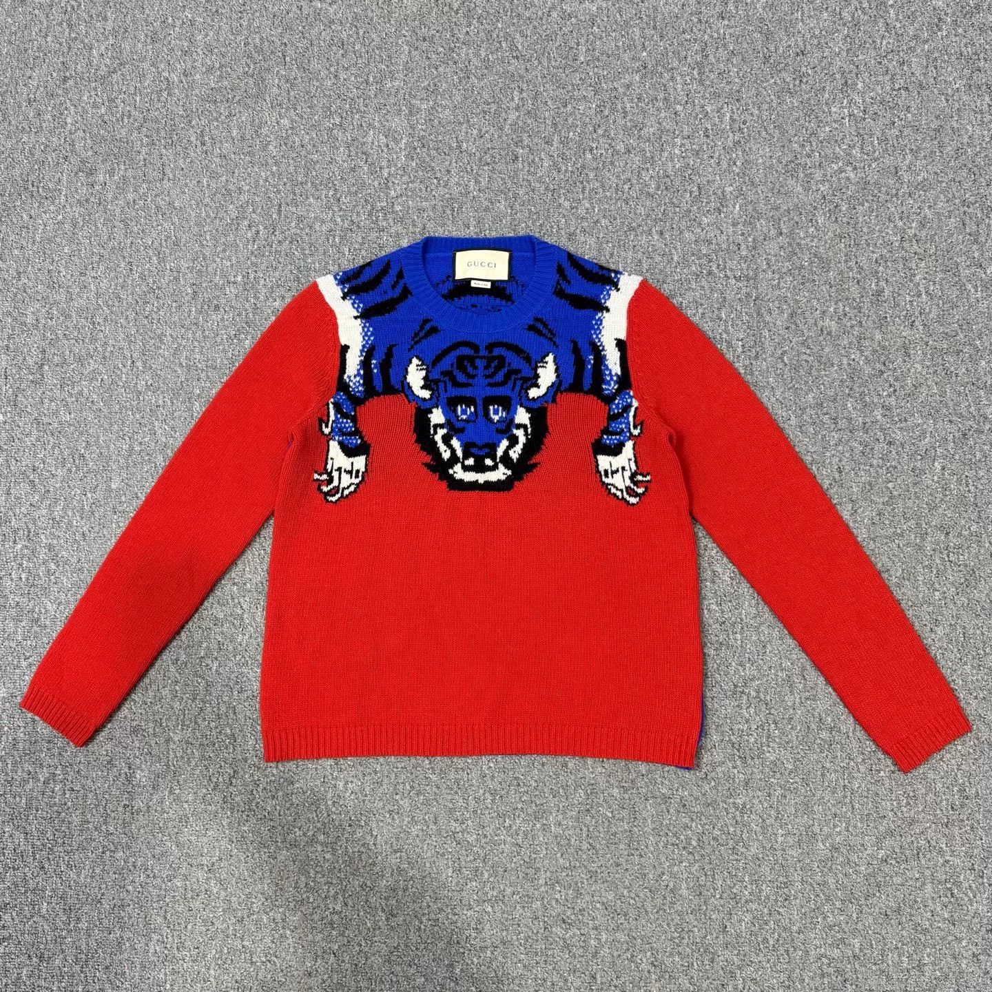 Gucci Tiger Head Knit Sweater M