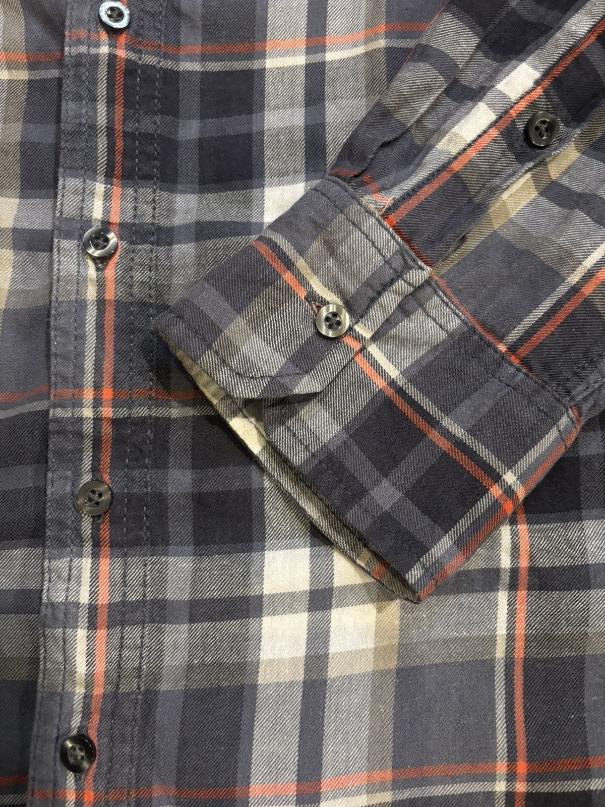 Mossimo Men’s casual plaid Shirt.mt3412 Size US XL / EU 56 / 4 - 3 Thumbnail