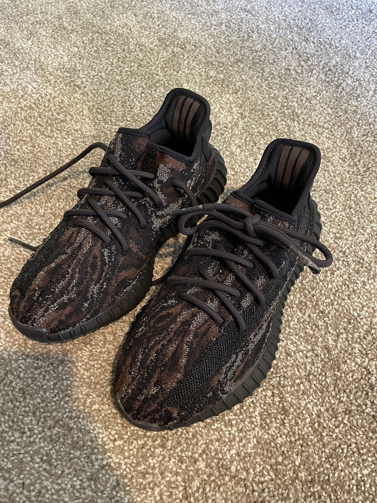Adidas Adidas Yeezy 350 V2 MX rock running shoe Size US 6 / IT 36 - 9 Thumbnail