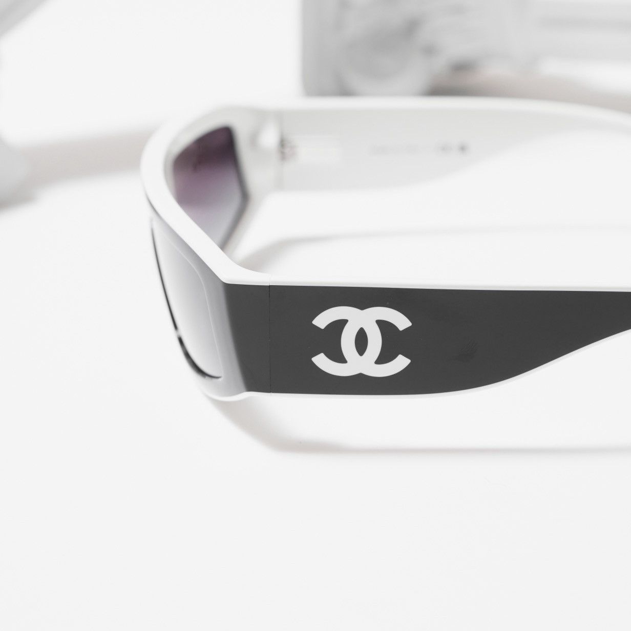 Chanel CHANEL 0CH6057 1656S6 SUNGLASSES Size ONE SIZE - 3 Thumbnail