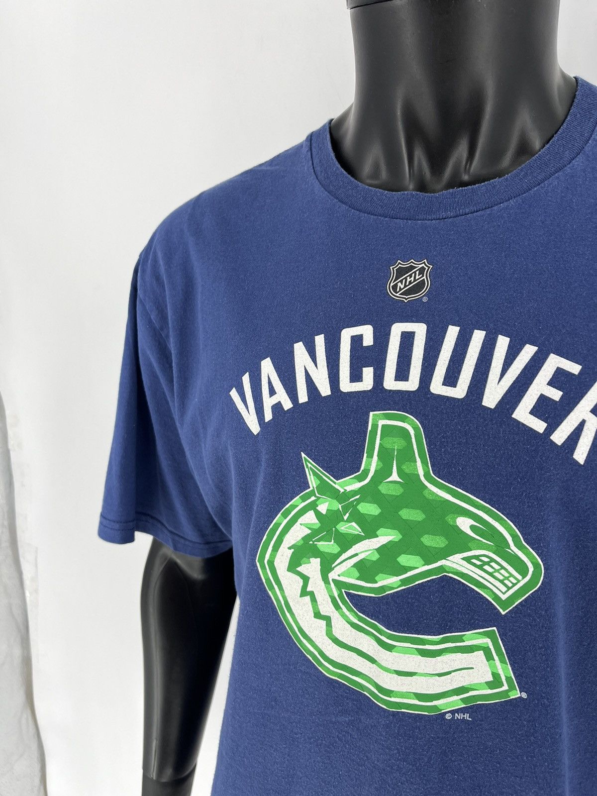 Reebok Reebok NHL T SHIRT Vancouver Canucks Henrik Sedin Size US XL / EU 56 / 4 - 8 Thumbnail