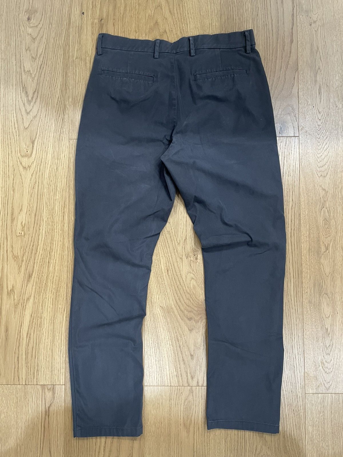 Old Navy Old Navy Ultimate Tech Slim Pant Size US 32 / EU 48 - 2 Thumbnail