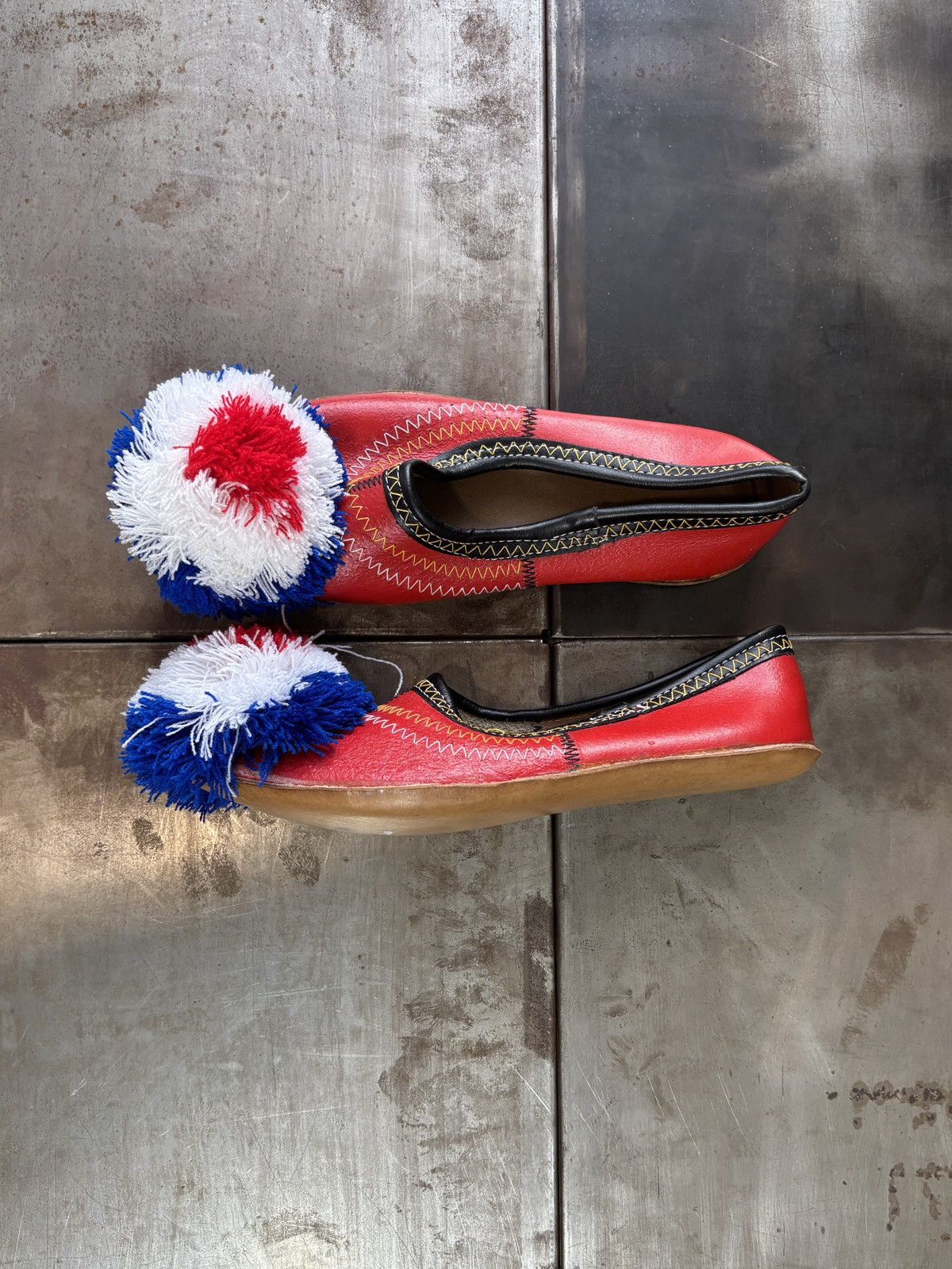 Vintage Greek Tsarouchi Slippers Pom Pom Loafers Vintage Army Guard Size US 8 / IT 38 - 10 Thumbnail