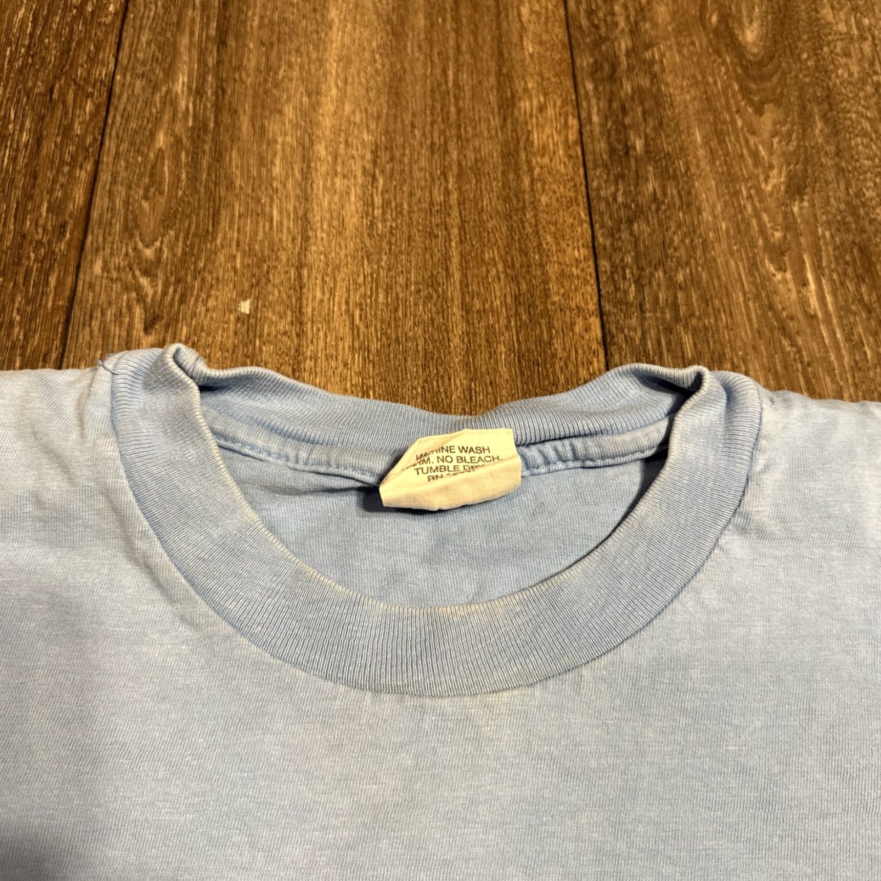 Vintage VINTAGE University of North Carolina Chapel Hill T-Shirt UNC Blue 80s Small Mens Womens Unisex Adults S NCAA Cotton Exchange Size US S / EU 44-46 / 1 - 7 Thumbnail