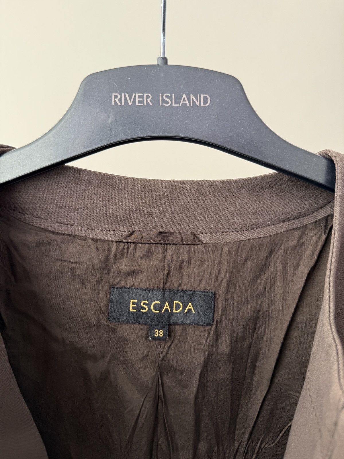 Escada ESCADA Brown Cropped Jacket Blazer Zip Front Women’s Size XS / US 0-2 / IT 36-38 - 5 Thumbnail