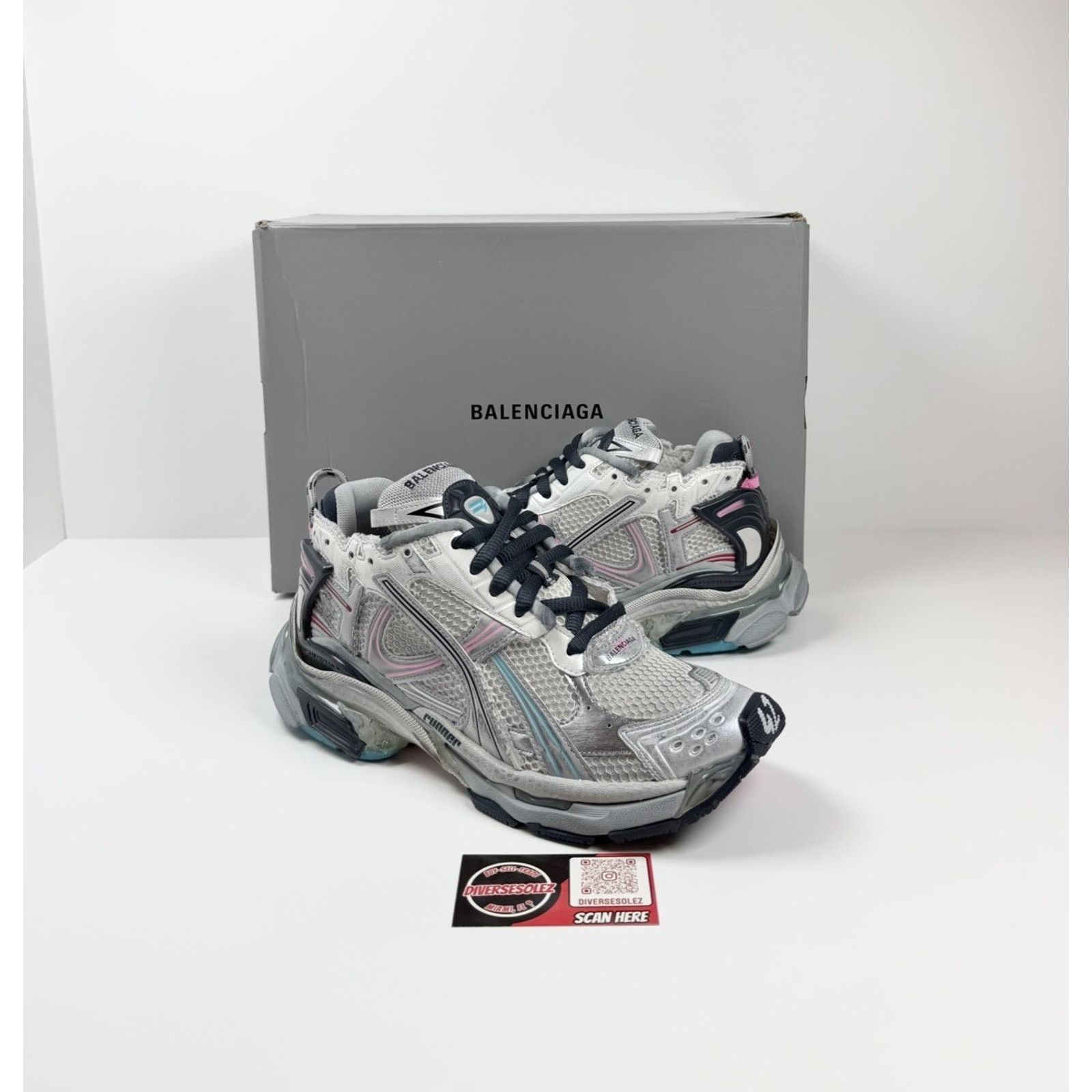 Balenciaga Size 42EU/9US - Balenciaga Runner Grey Pink Blue NEW! Size US 9 / EU 42 - 1 Thumbnail