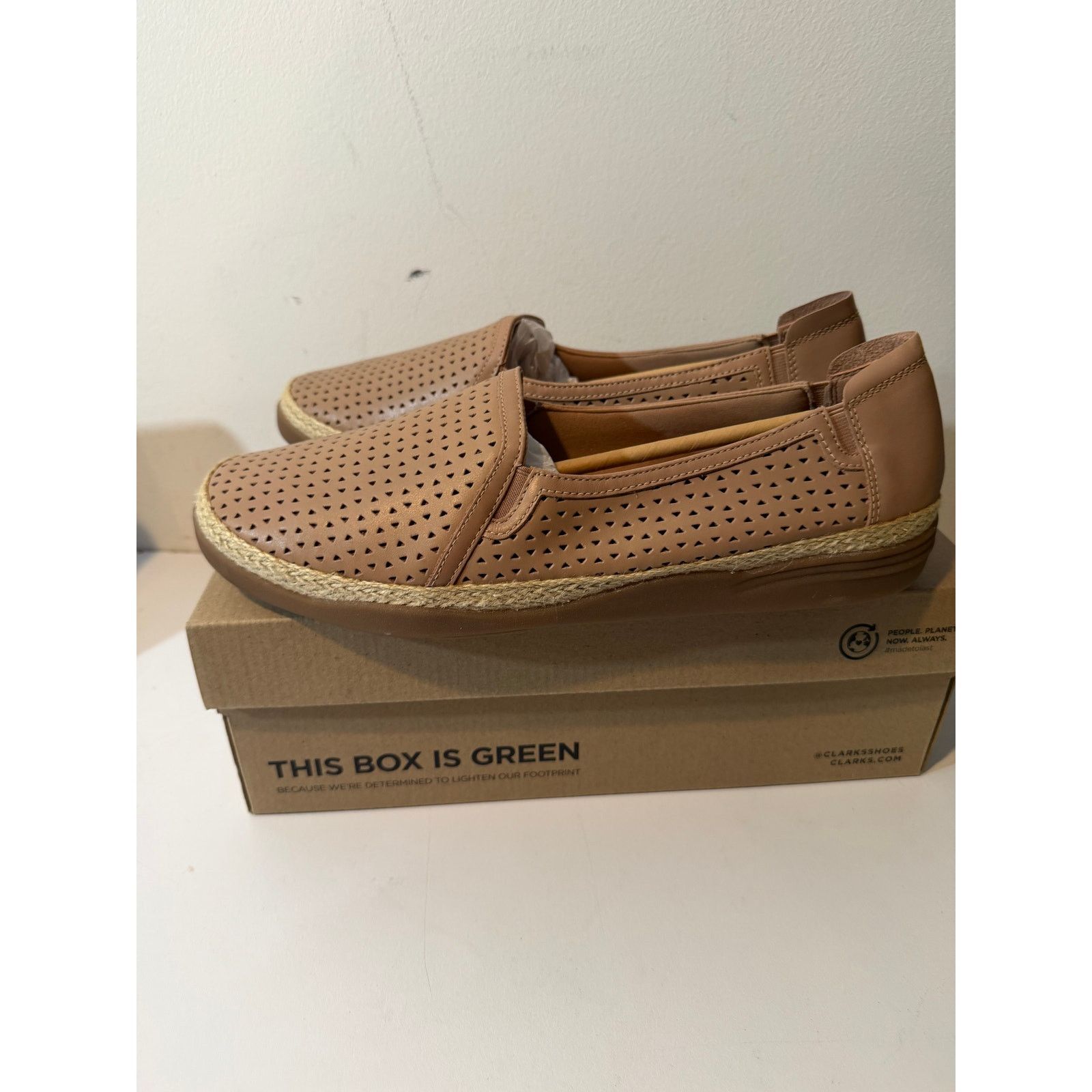Clarks CLARKS Collection Espadrille Slip-Ons Elaina Ruby Beige Size US 12 / IT 42 - 5 Thumbnail