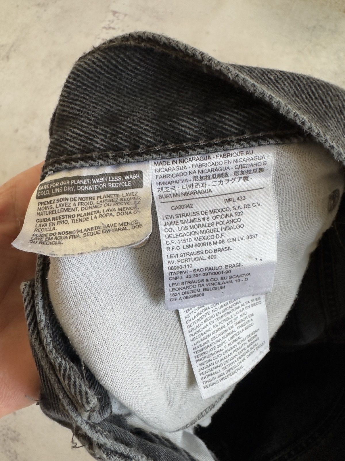 Levi's Vintage Levis 505 Gray Distressed Trash Denim Jeans 33/30 Size US 33 - 9 Thumbnail