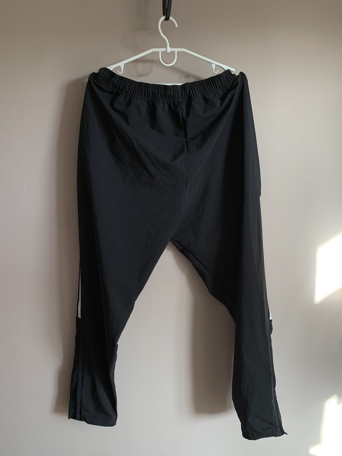Adidas Arsenal FC 2021 2022 adidas soccer football pants trousers Size US 38 / EU 54 - 2 Thumbnail
