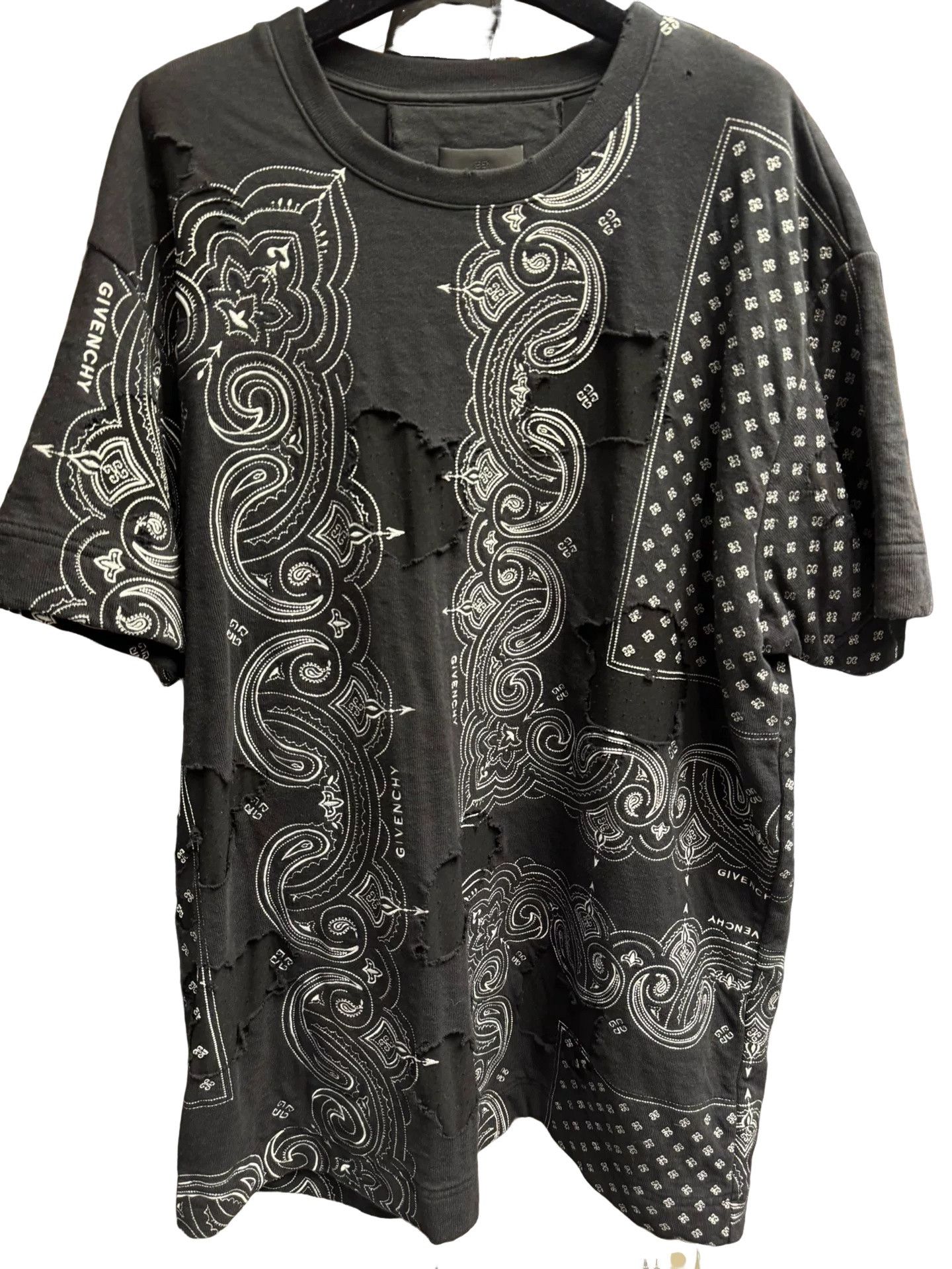 Givenchy Givenchy Paisley T-Shirt Size S Size US S / EU 44-46 / 1 - 1 Thumbnail