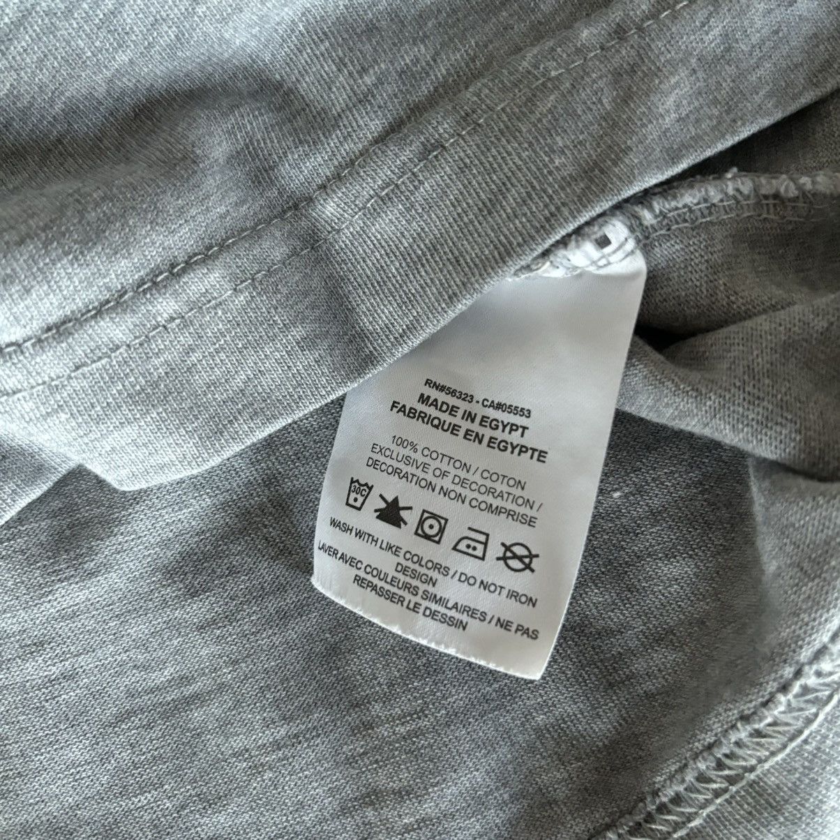 Nike Gray center swoosh the nike tee 100% cotton tshirt Size US S / EU 44-46 / 1 - 2 Thumbnail