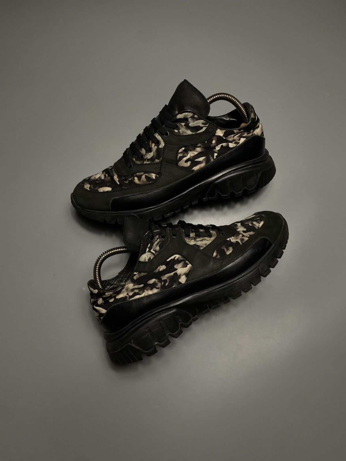 Neil Barrett Neil Barrett avant garde shoes leather Size US 7 / EU 40 - 2 Thumbnail