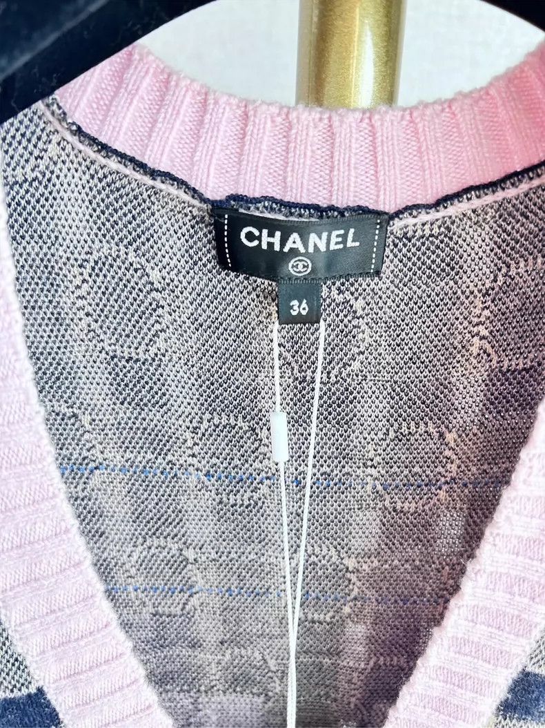 Chanel Chanel 21b knitted v-neck dress Size XS / US 0-2 / IT 36-38 - 3 Thumbnail