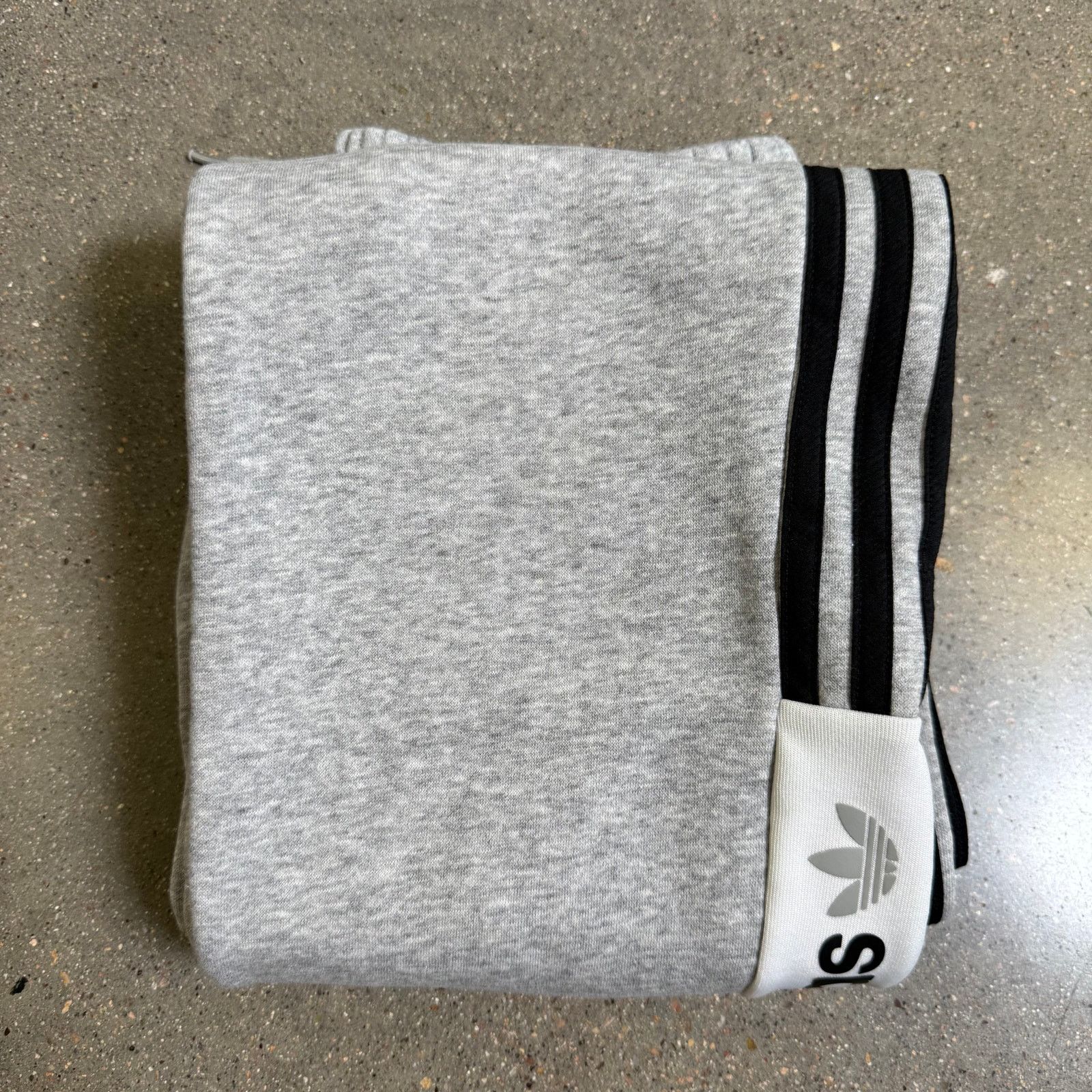 Adidas Adidas Originals ZX Joggers Trefoil Logo Stripes Mens Medium Size US 32 / EU 48 - 13 Thumbnail