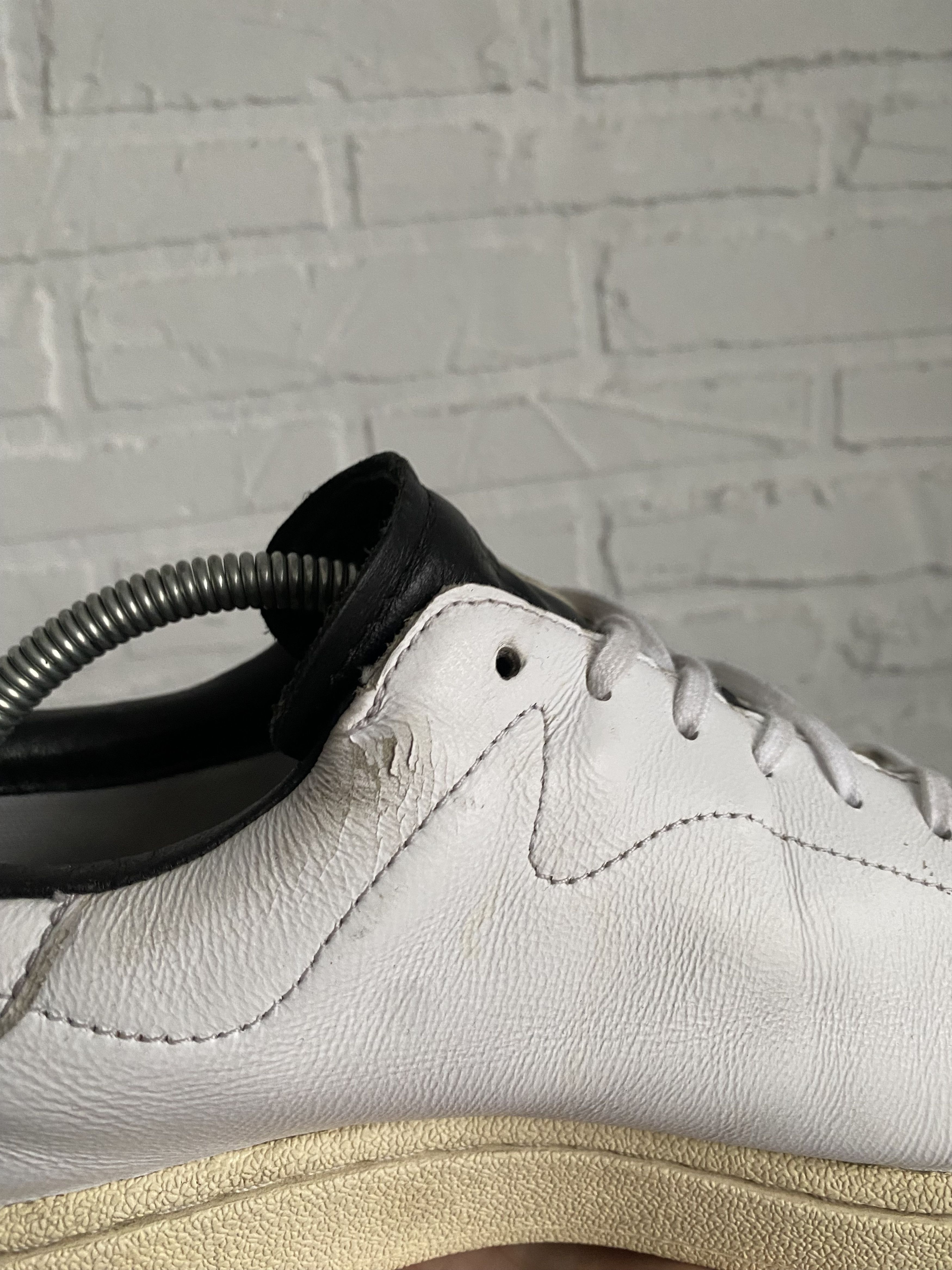 Y-3 × Yohji Yamamoto y-3 x Yohji Yamamoto court embroidered logo sneakers Size US 9 / EU 42 - 8 Thumbnail