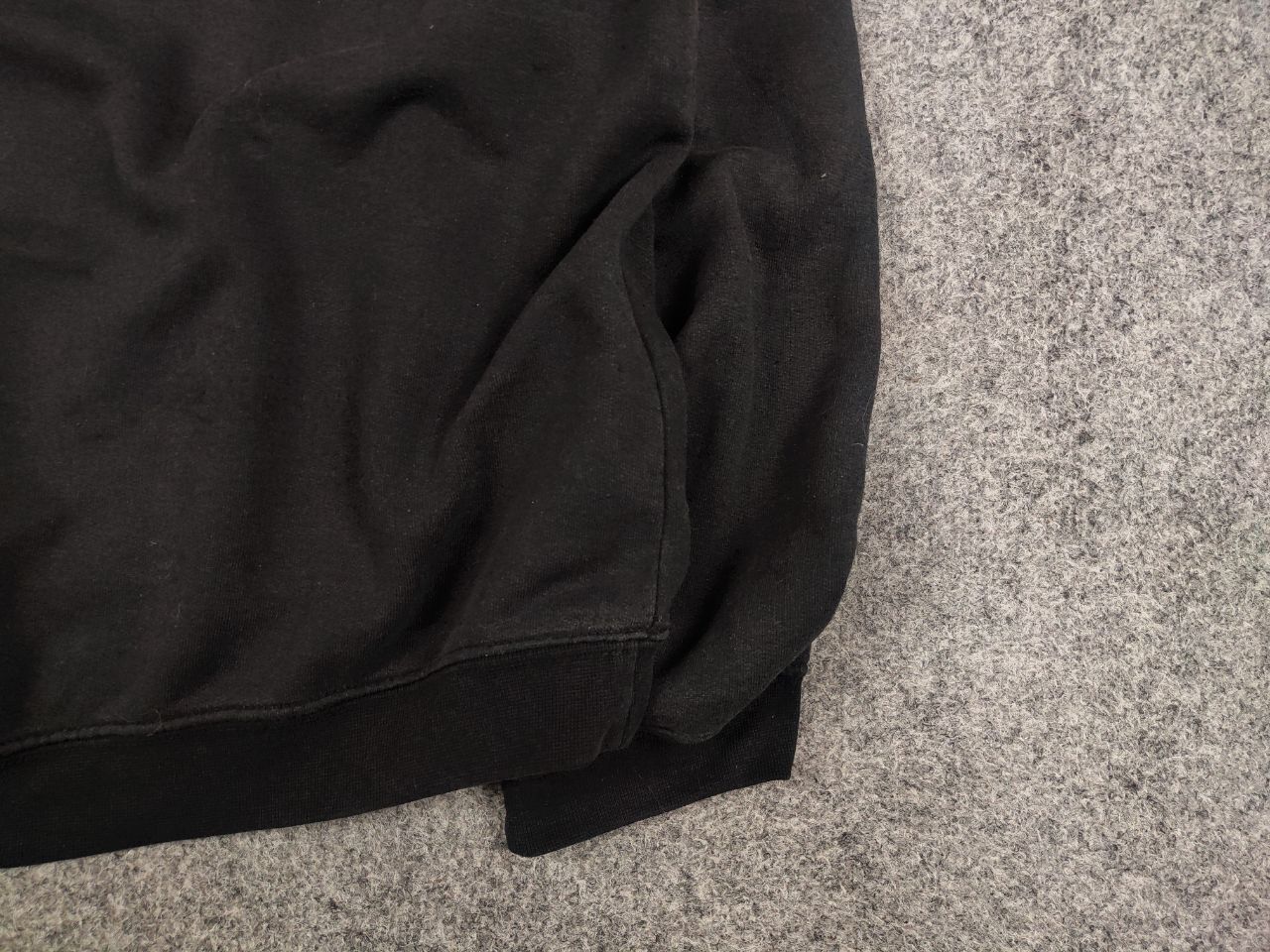 Nike Vintage 90's Nike Logo Black Faded Square Sweatshirts USA Size US XL / EU 56 / 4 - 10 Thumbnail