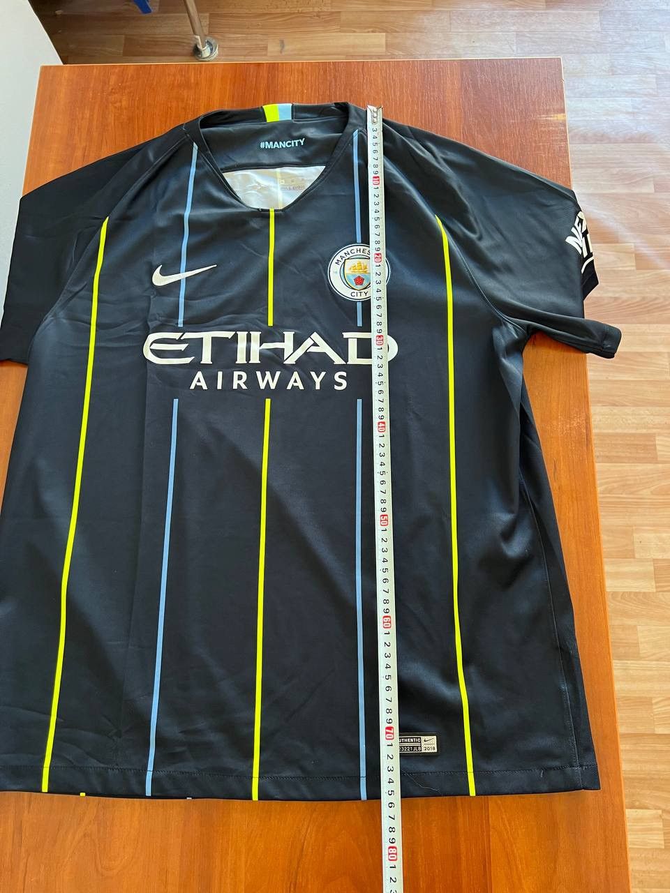 Nike 2018/19 MANCHESTER CITY AWAY SOCCER JERSEY FOOTBALL SHIRT XL Size US XL / EU 56 / 4 - 14 Thumbnail