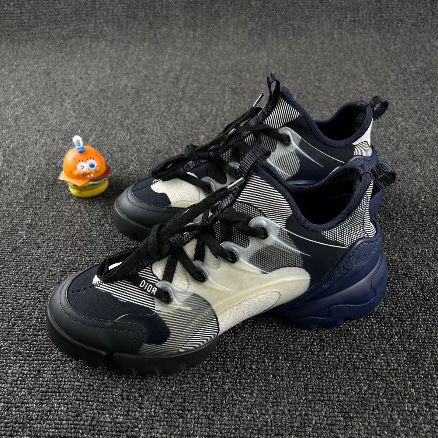 Dior Dior Navy & Black Colorblock Casual Sneakers EU38 Size US 7.5 / IT 37.5 - 1 Thumbnail