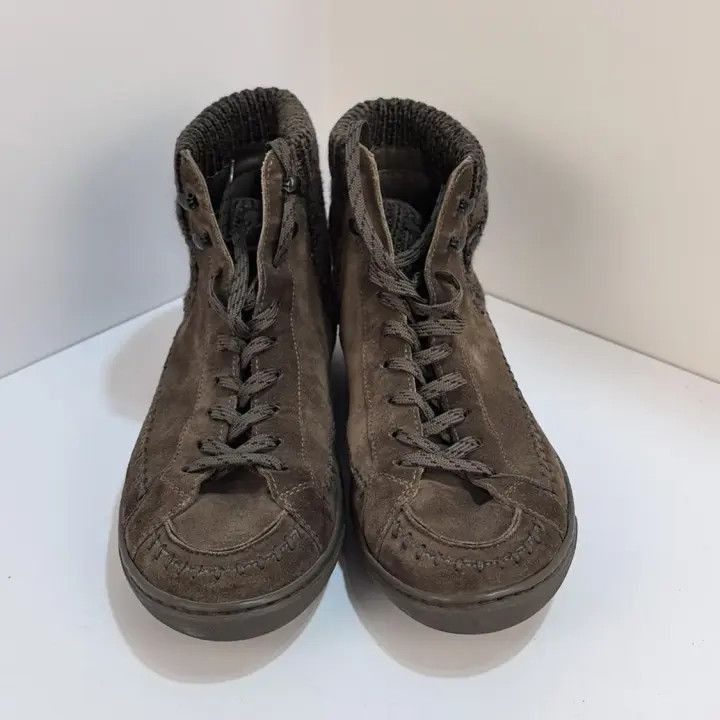 Louis Vuitton Louis Vuitton Women’s Stylish High-Top Casual Shoes -2508 Size US 5 / IT 35 - 2 Thumbnail