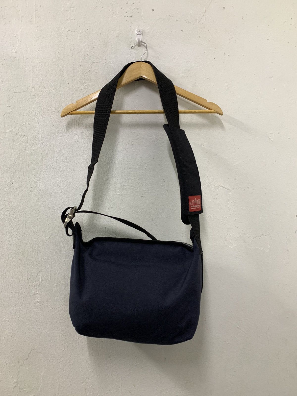 Manhattan Portage RARE Manhattan Portage Hav-A-Hank Messenger Sling Bag Size ONE SIZE - 2 Thumbnail