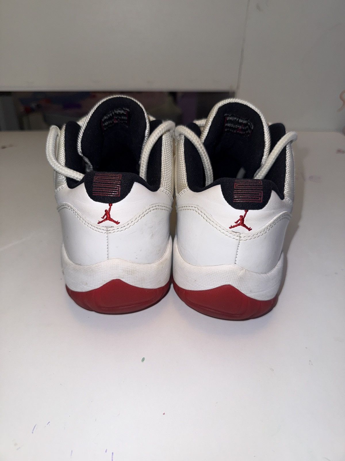 Nike Jordan 11 low cherry bottom Size US 9 / EU 42 - 4 Thumbnail