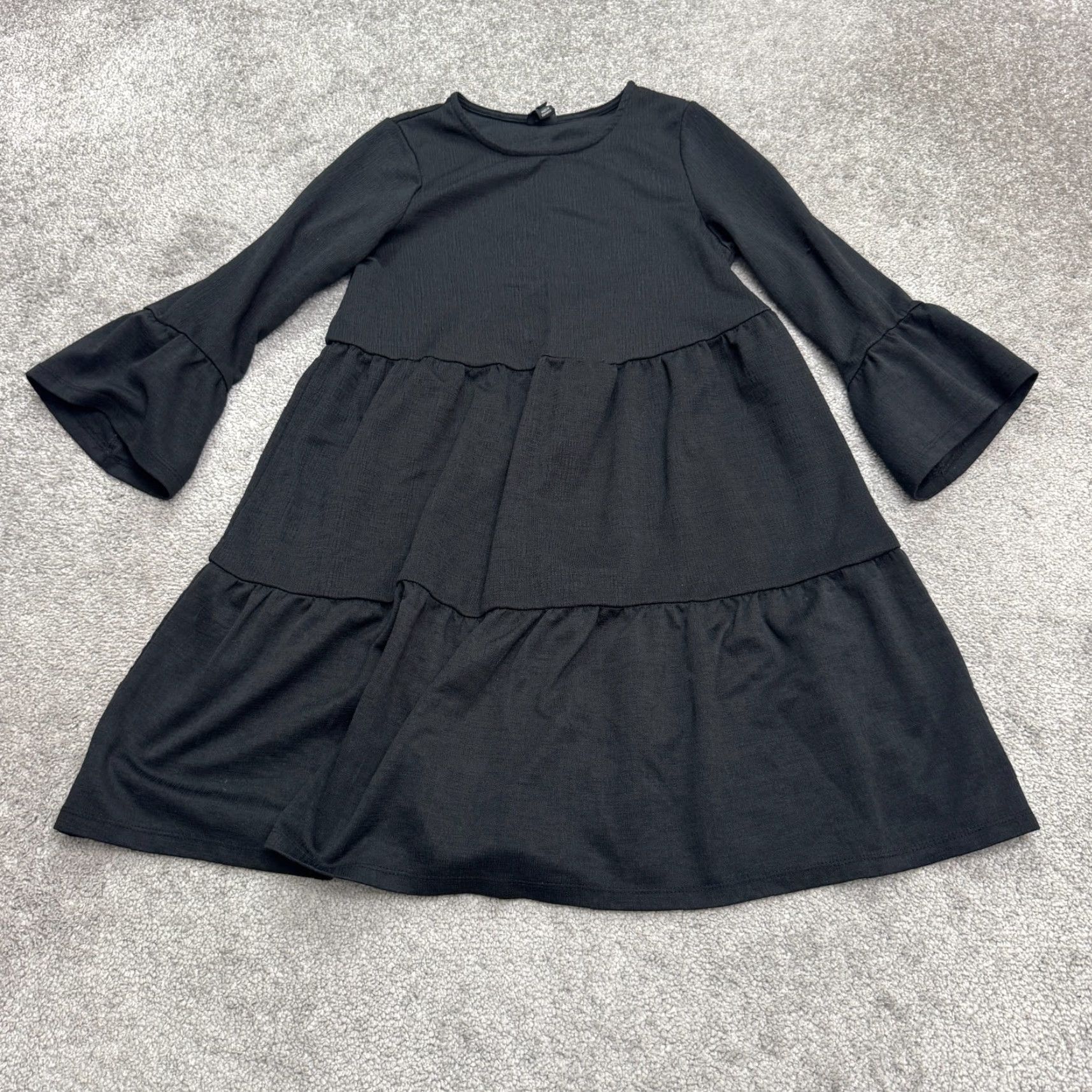 River Island River Island Dress Black A-Line Midi Bell Sleeve Boho 6 Women Size M / US 6-8 / IT 42-44 - 2 Thumbnail