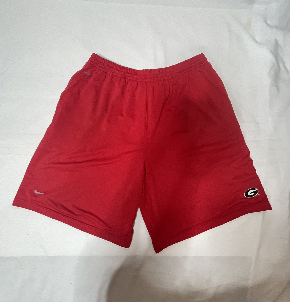 Nike Huf Nike sb vans shorts yeezy supreme jordan kith off white Size US 40 / EU 56 - 1 Thumbnail