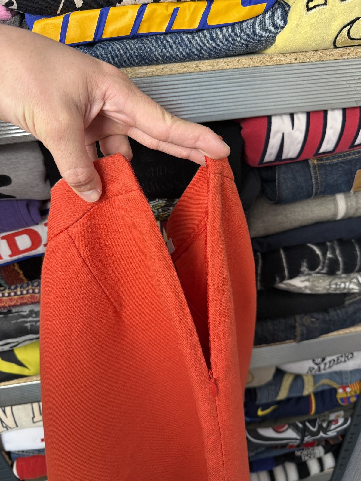 Prada Prada Luxury Orange skirt Size 42 Size 28" / US 6 / IT 42 - 9 Thumbnail