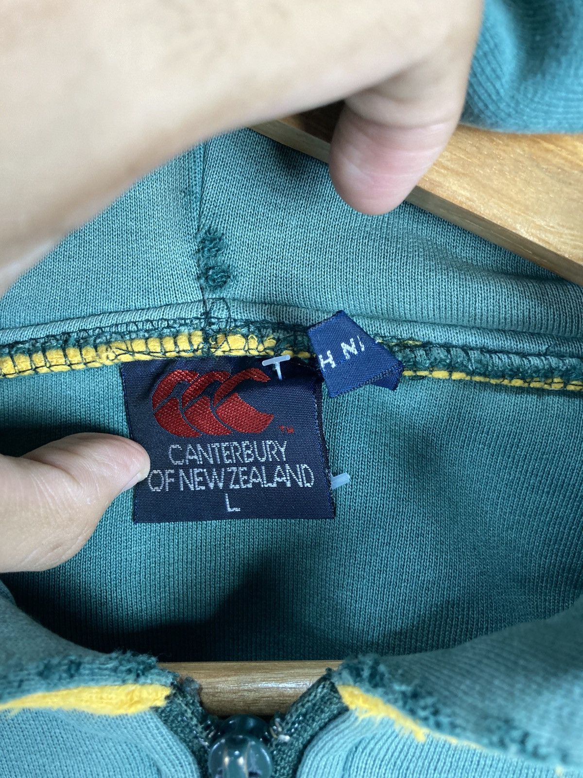 Canterbury of New Zealand Vintage CANTERBURY NEW ZEALAND Rugby Union Australia Hoodie Size L / US 10 / IT 46 - 4 Thumbnail