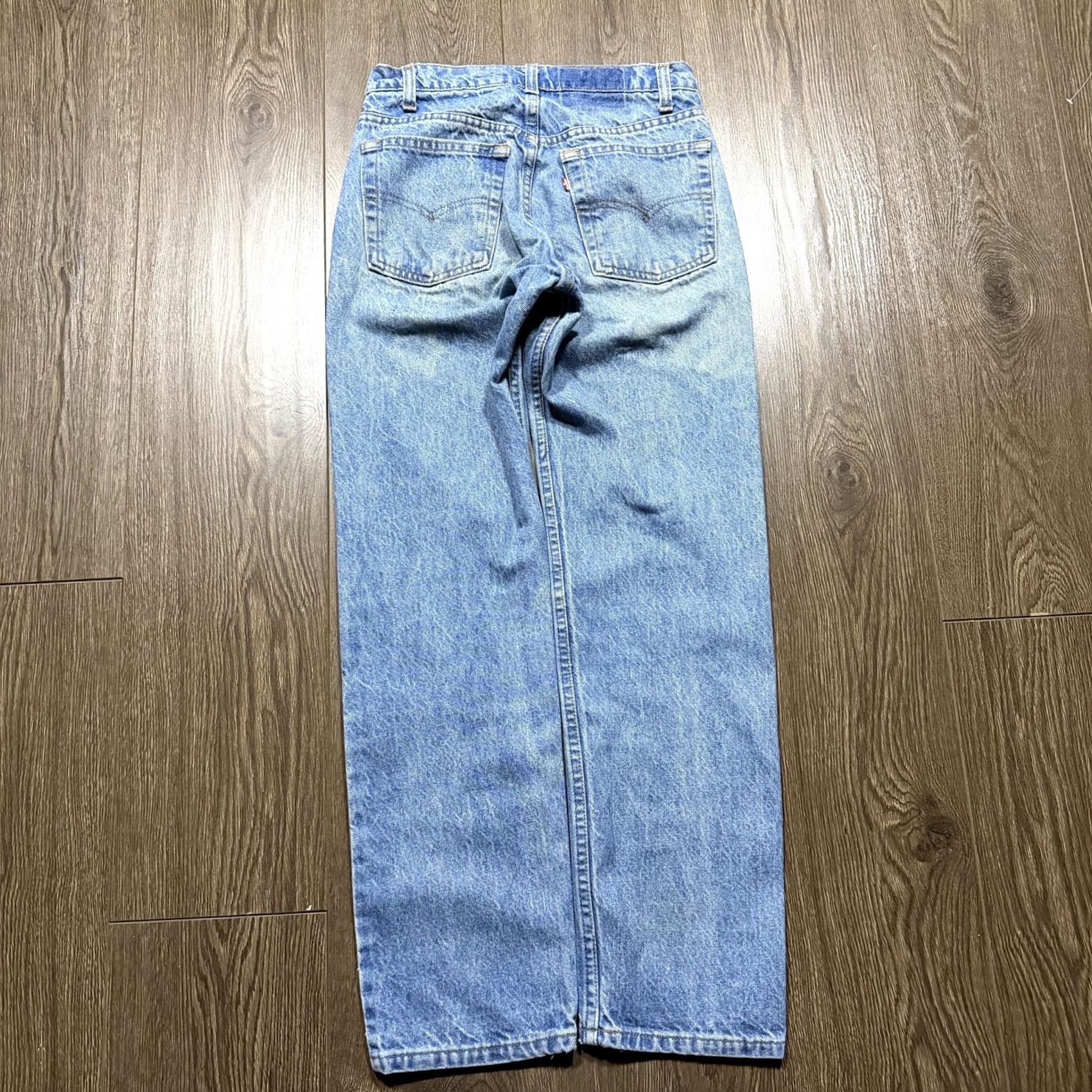 Levi's VINTAGE Levi's 505 Jeans Men 30x30 Blue Light Wash Regular Straight Denim USA Jeans Size US 30 / EU 46 - 2 Thumbnail