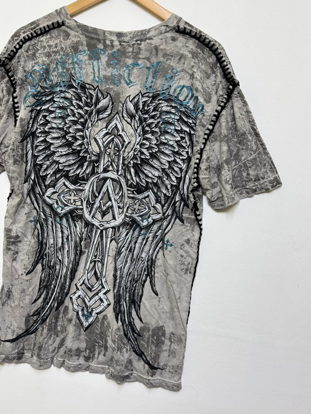 Affliction Rare Affliction Big Cross Wings Graphic Tee in Black Stitch Size US M / EU 48-50 / 2 - 8 Thumbnail