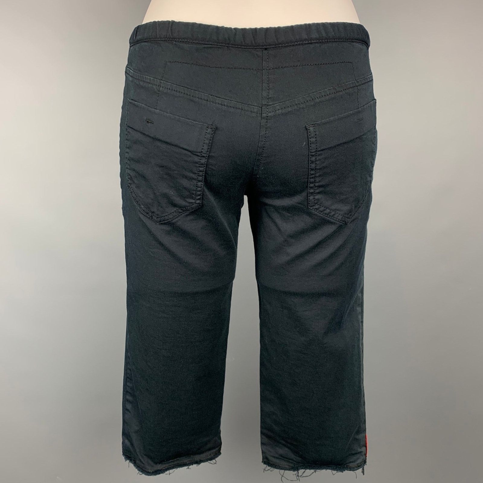 Prada PRADA Size 2 Black Cotton Blend Raw Edge Shorts Size 26" / US 2 / IT 38 - 2 Thumbnail