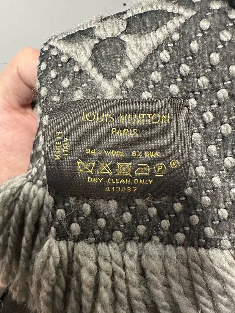 Louis Vuitton Louis Vuitton Old-flower printed wool scarf Size ONE SIZE - 5 Thumbnail
