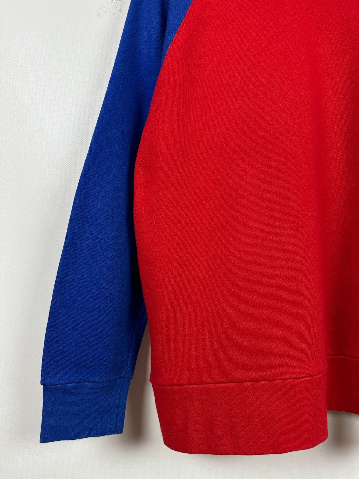Gucci Gucci Red/Blue Crewneck Sweatshirt Size US L / EU 52-54 / 3 - 13 Thumbnail