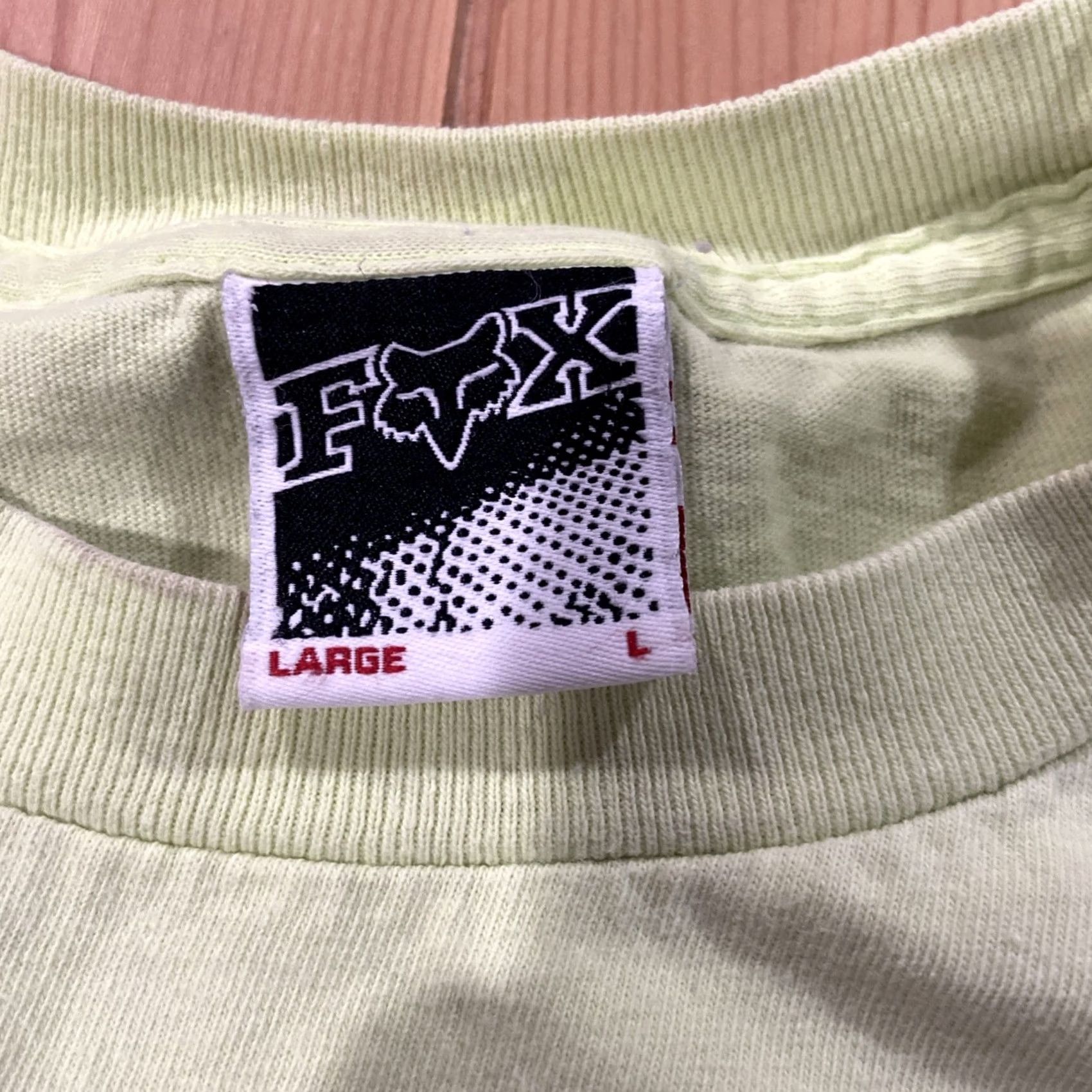 Vintage VINTAGE Fox T-Shirt Green Large Neon Momentum Crew Neck Men Slimming Short Sleeve 90s 2000s Summer Spring Size US L / EU 52-54 / 3 - 2 Thumbnail