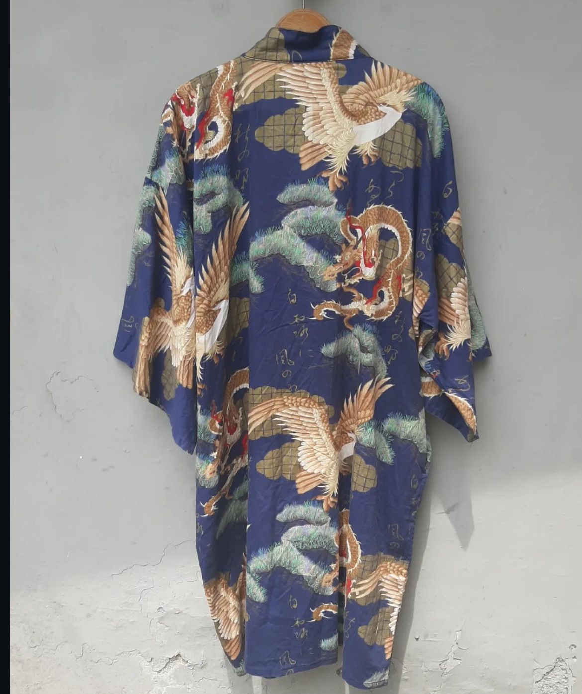 Japanese Brand 2000s Sakurai Shoji Kimono Dragon Eagle Sateen Robe Cotton Size US XL / EU 56 / 4 - 2 Thumbnail
