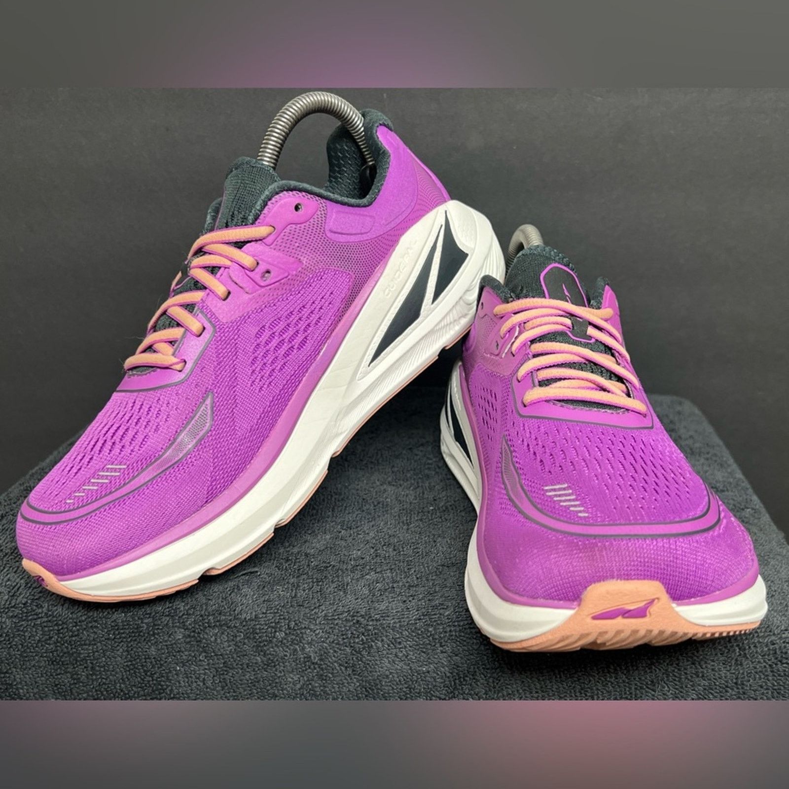 Altra Altra Paradigm 6 Shoes Womens Size 8.5 Purple Footshape EUC Size US 8.5 / IT 38.5 - 4 Thumbnail