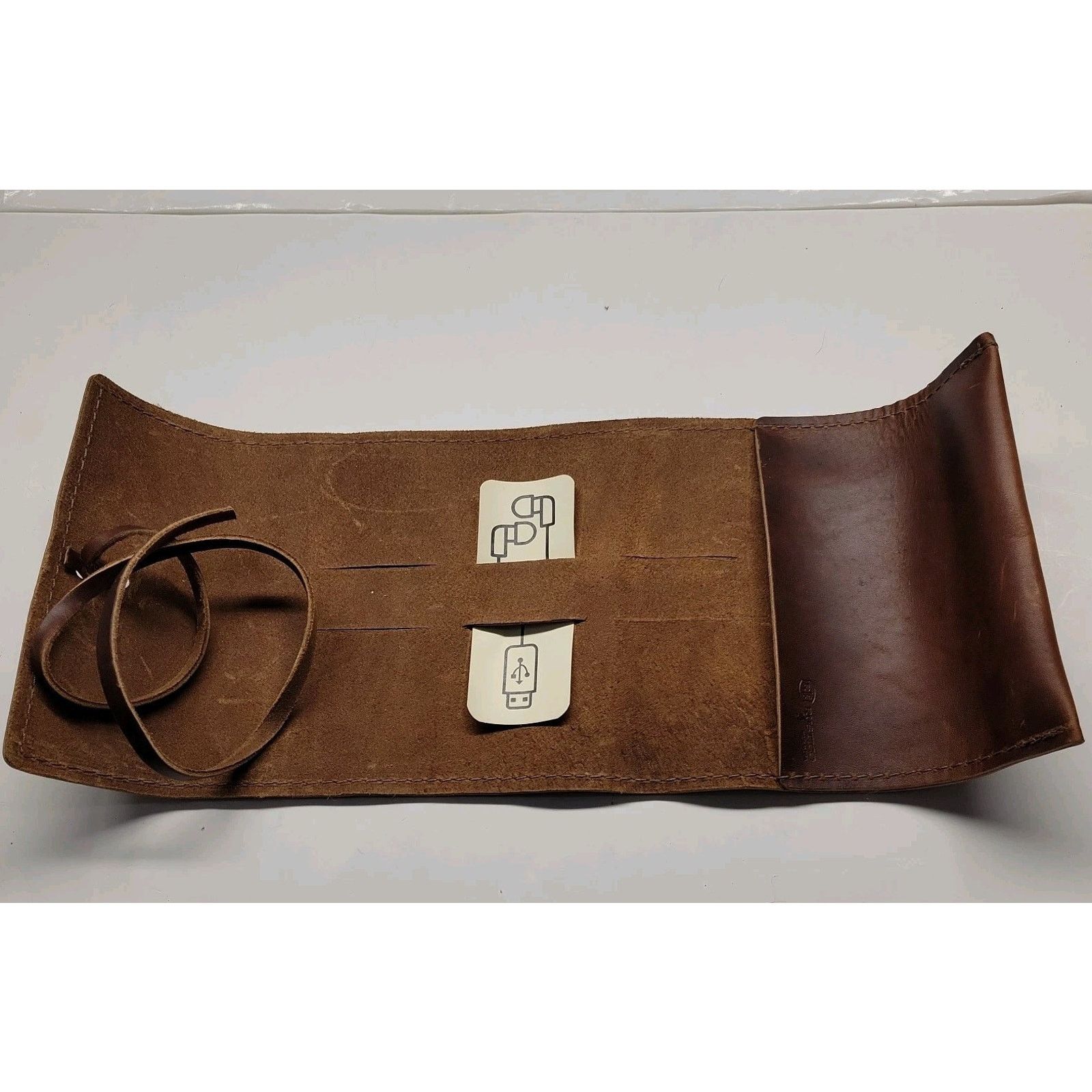 The Unbranded Brand Rustico Saddle Leather Sidekick Organizer Bag Roll Size ONE SIZE - 5 Thumbnail