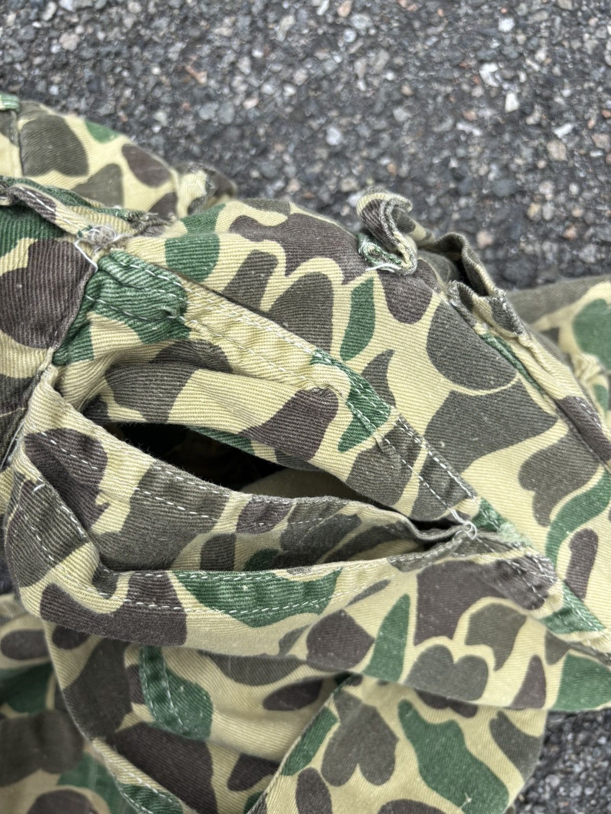 Vintage Vintage 1960s Duck Camo Frog Skin Hunting Fatigue Pants Size US 33 - 5 Thumbnail