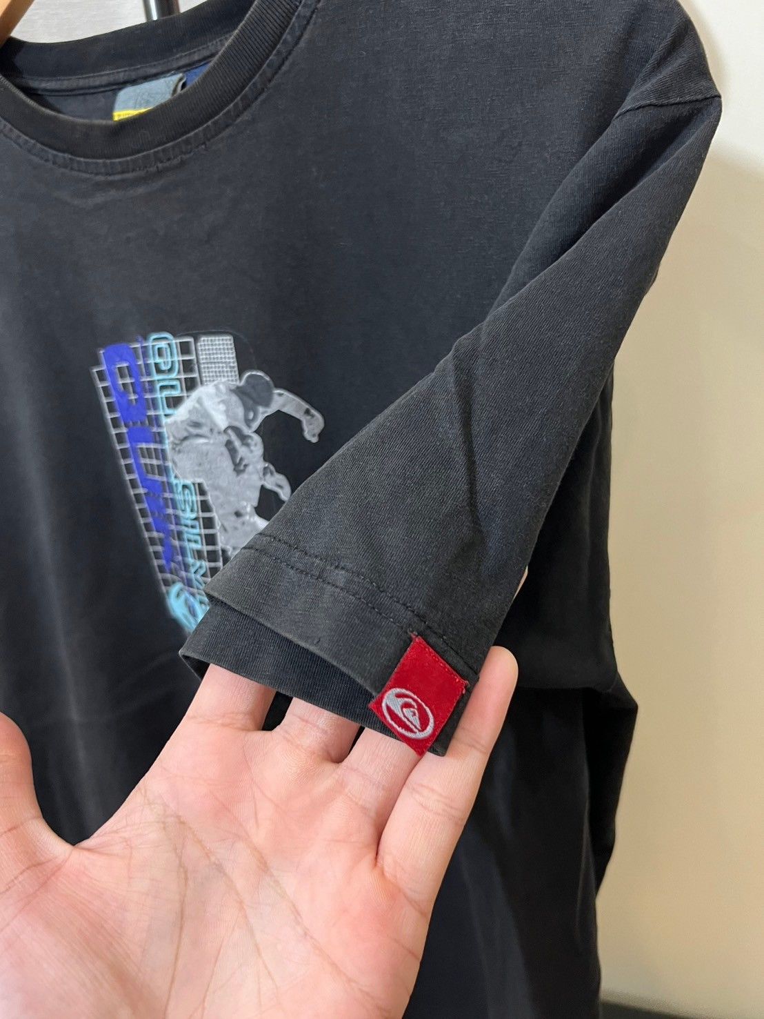 Quicksilver × Quiksilver × Vintage Vintage Quicksilver shirt Surf skate BN Size US M / EU 48-50 / 2 - 4 Thumbnail