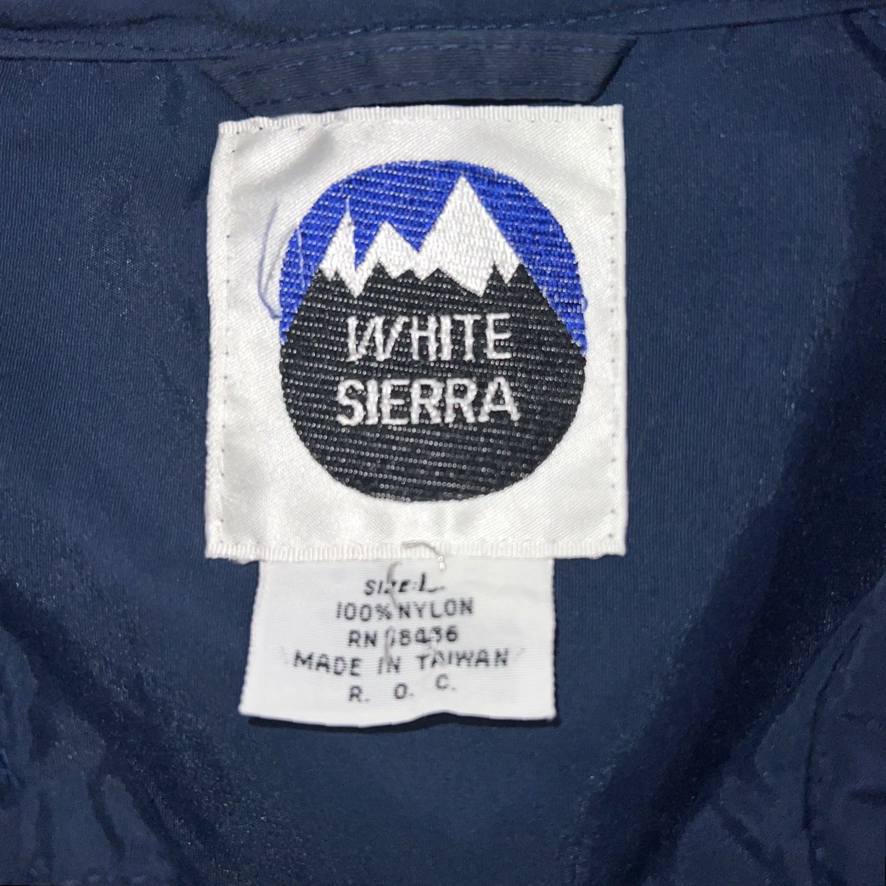 Vintage VINTAGE White Sierra Sweater Half Zip Pullover Navy Blue Mens Size Large Size US L / EU 52-54 / 3 - 3 Thumbnail