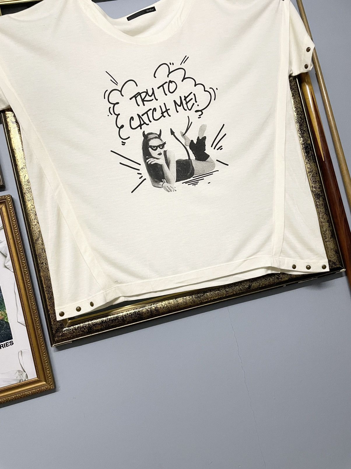 Japanese Brand Vintage 90s Japan Designer Heather Cat woman Punk Girl Tee Size US L / EU 52-54 / 3 - 4 Thumbnail