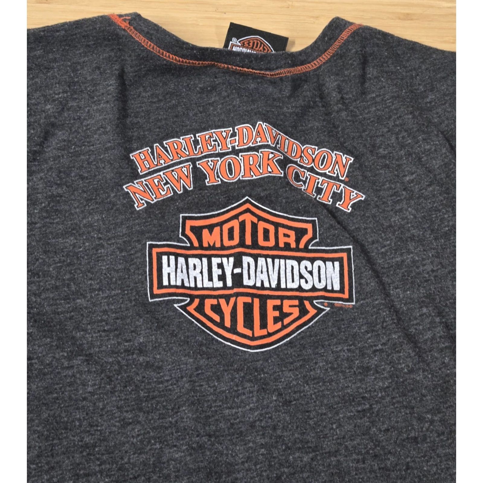 Harley Davidson VINTAGE Harley-Davidson Shirt Womens S Gray Long Sleeve New York City Made USA Biker Size S / US 4 / IT 40 - 5 Thumbnail