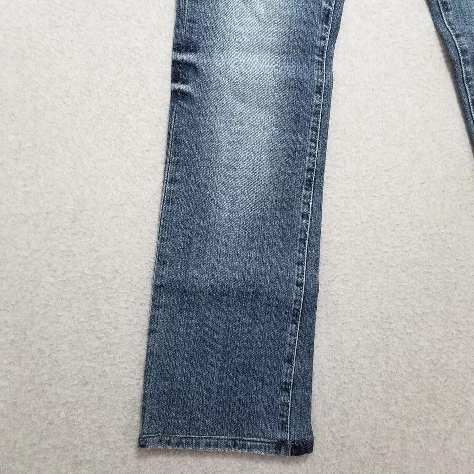 Bebe Bebe Jeans Womens 27x28 Denim Flared Low Rise Rhinestones Size 27" / US 4 / IT 40 - 3 Thumbnail