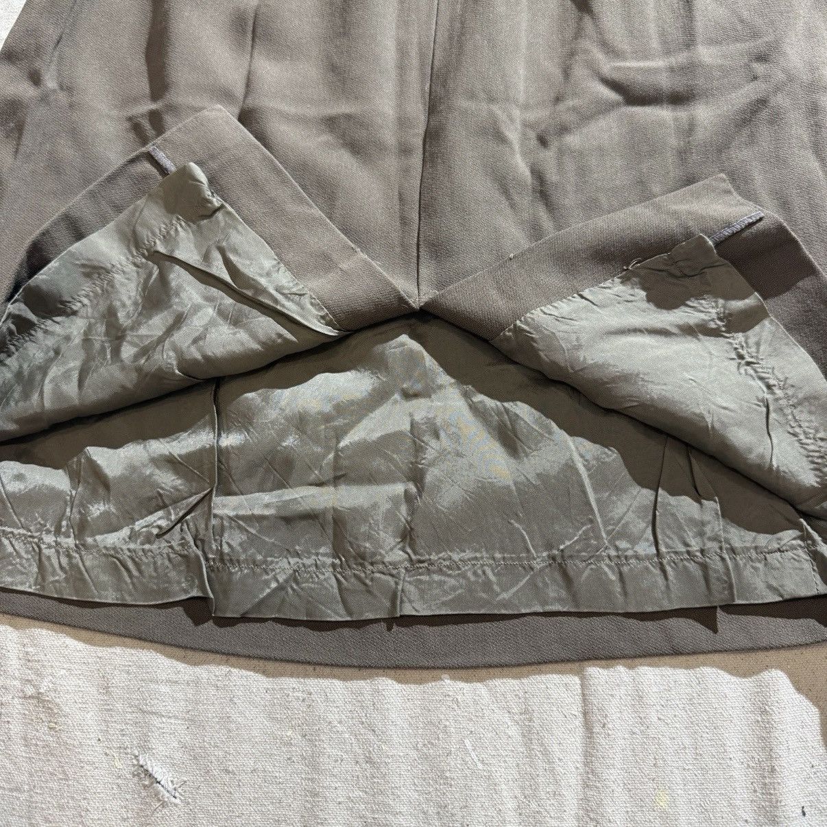 Giorgio Armani × Vintage Vintage Giorgio armani gabardine pencil skirt gray sz 42 Size 28" / US 6 / IT 42 - 8 Thumbnail