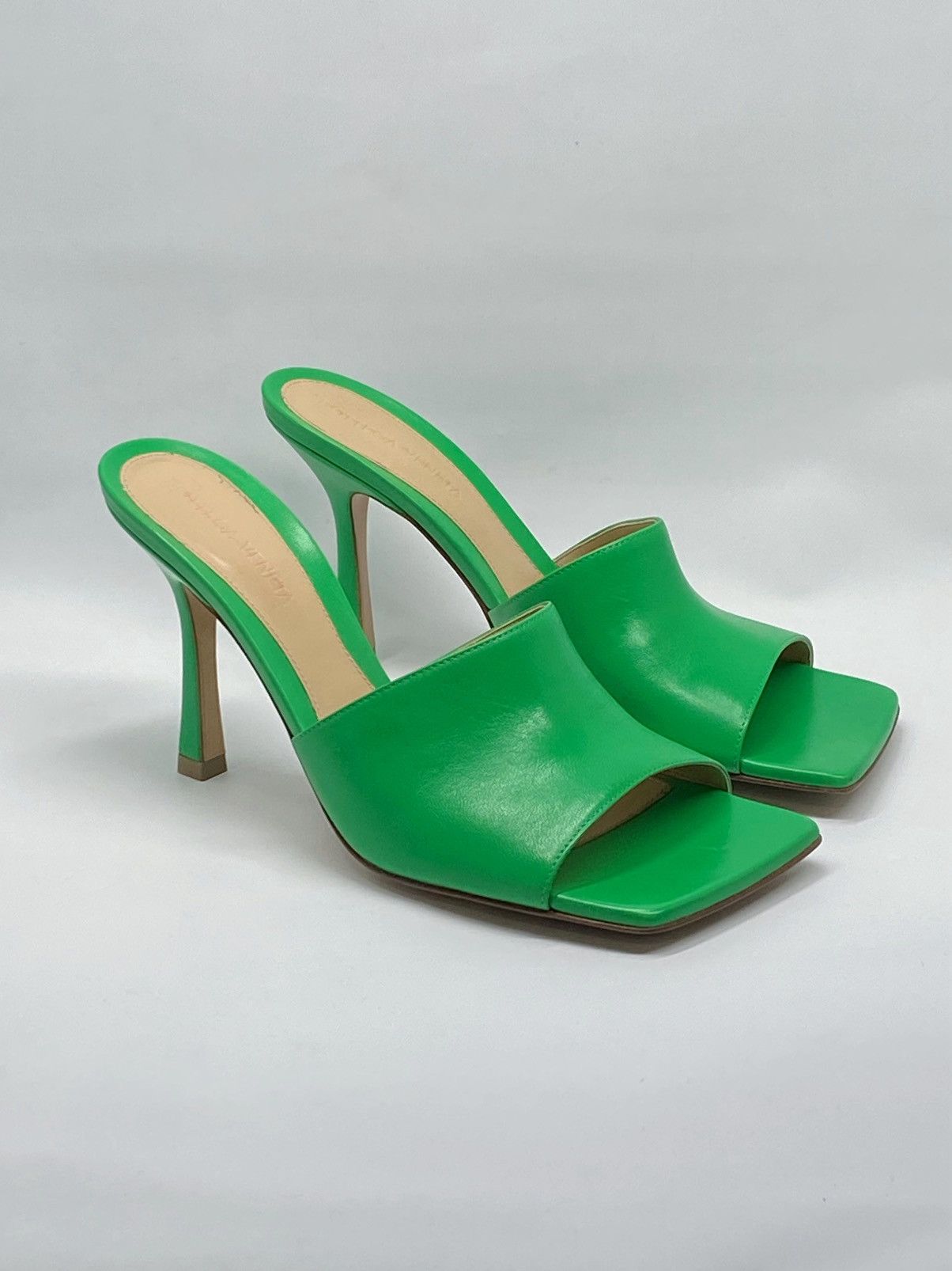 Bottega Veneta Bottega Veneta Stretch Leather Mules size 37.5 Size US 7.5 / IT 37.5 - 1 Thumbnail