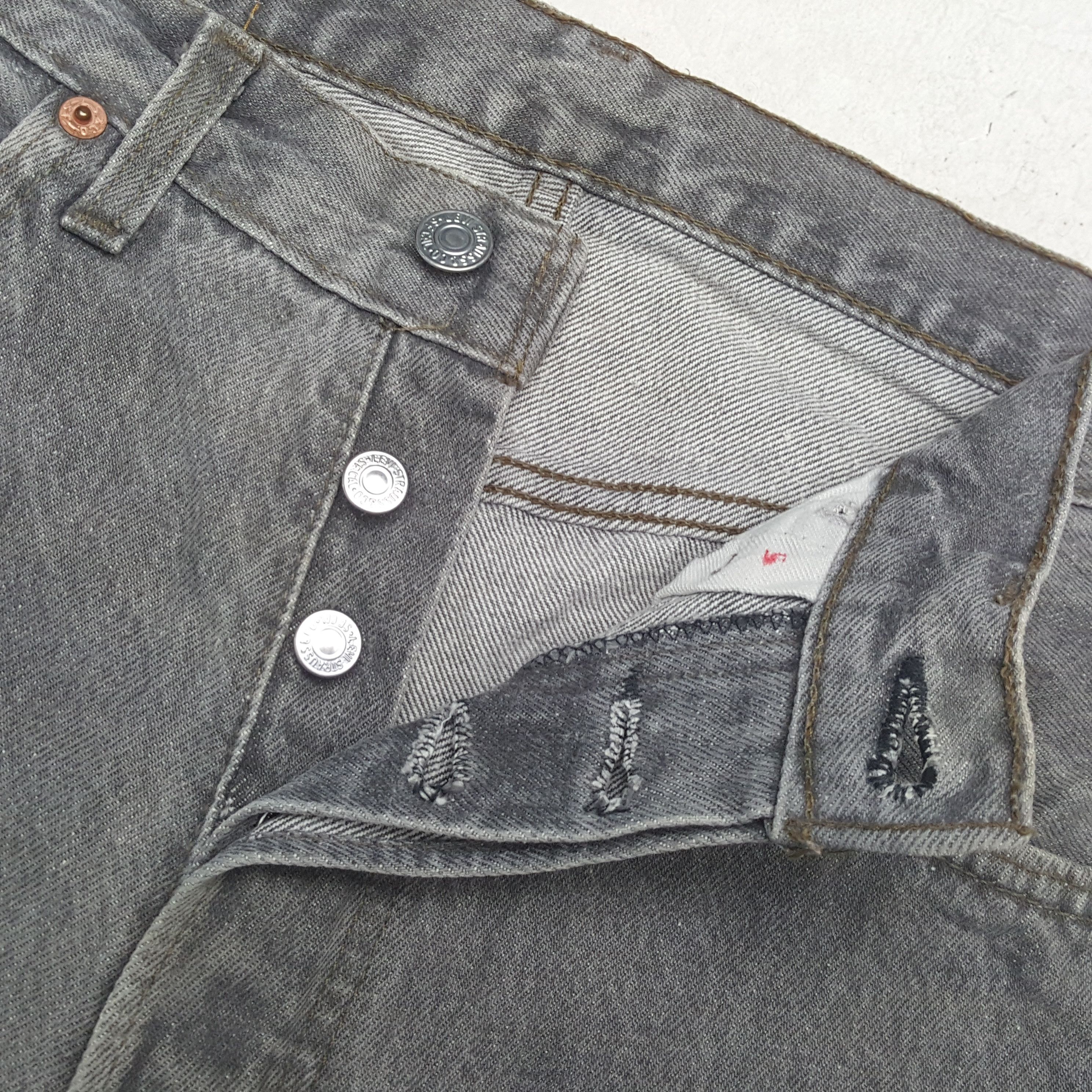 Levi's Vintage 90's Levis 501 Faded Gray Denim Jeans RR10 Size US 30 / EU 46 - 12 Thumbnail