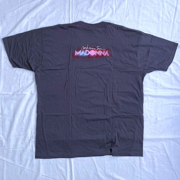 Vintage Madonna 2006 "Confessions Tour" M Slate Tee Size US XXL / EU 58 / 5 - 2 Thumbnail